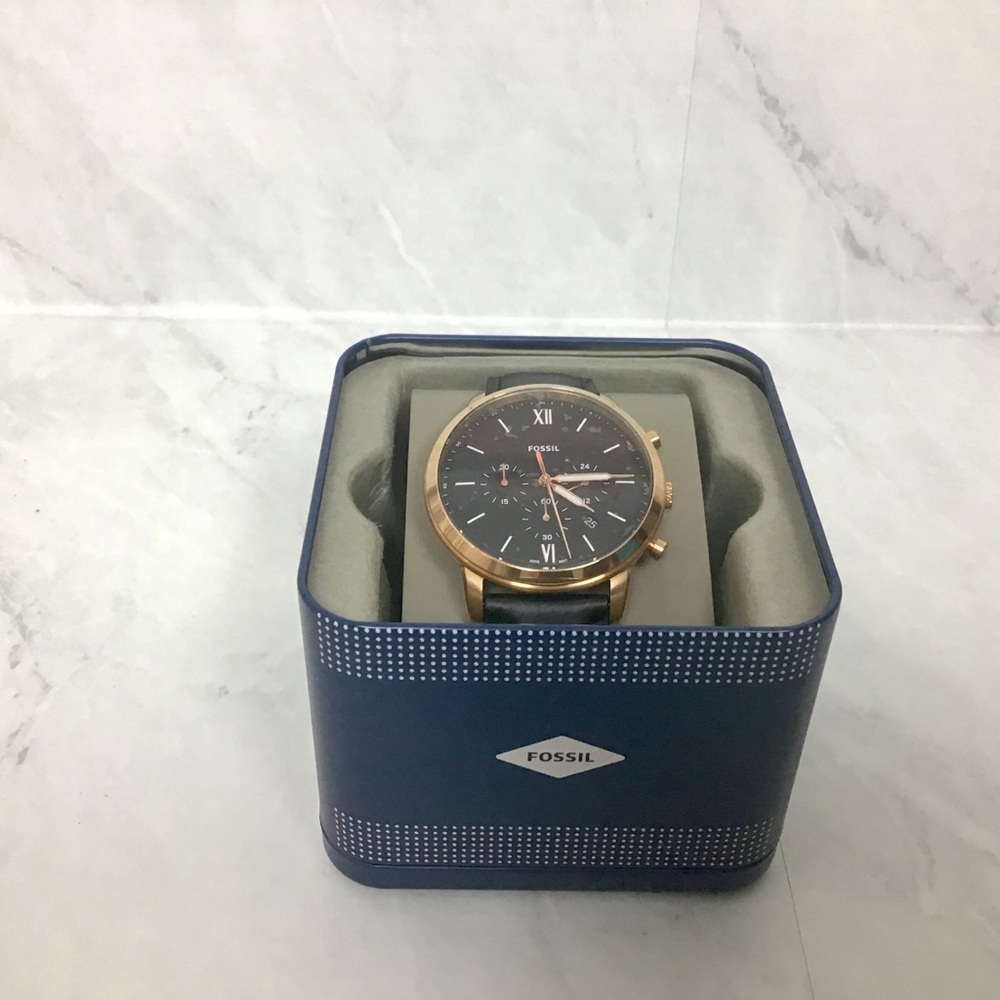 Fossil Men’s Neutra Chronograph Black Leather